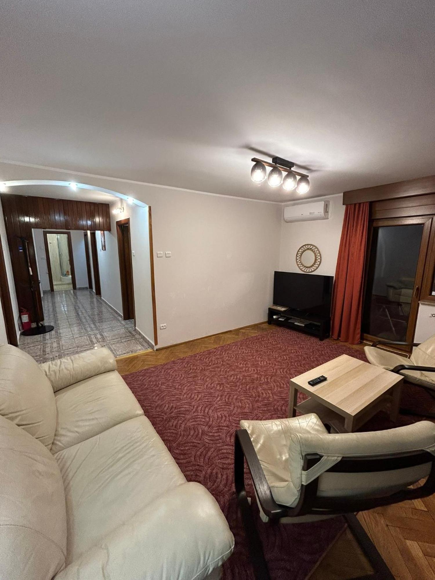 Apart. Premium Ultracentral, 3 Camere Loc Parcare. Ploieşti Extérieur photo