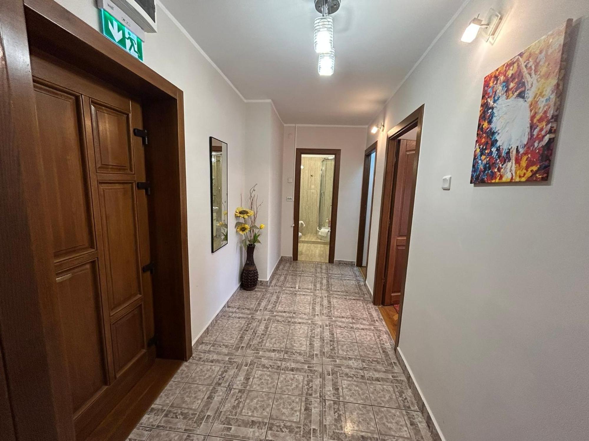 Apart. Premium Ultracentral, 3 Camere Loc Parcare. Ploieşti Extérieur photo